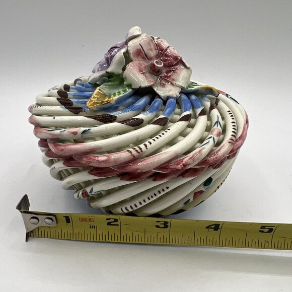 Vtg Hand Painted Spanish Porcelain Trinket Box Twig Style Basket Bloomcore Spain - Picture 11 of 13